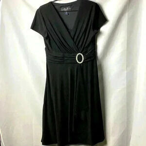 R&M COLLECTION WOM SIZE 12  BLACK DRESS FAUX WRAP RHINESTONE ACCENT AT WAIST